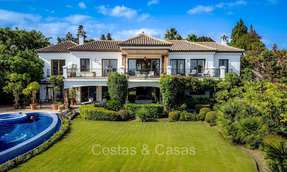 Majestueuse villa de style traditionnel à vendre, avec vue panoramique sur la mer à Marbella - Benahavis 72551