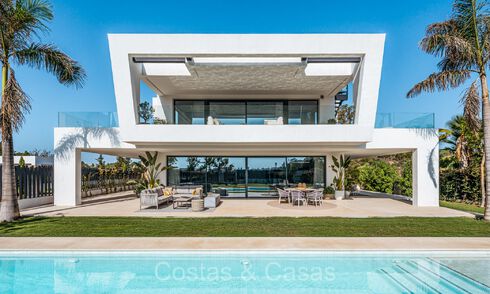 Villa au design sophistiqué dans une communauté fermée exclusive sur le Golden Mile de Marbella 72584