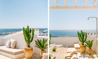 Appartement magnifiquement rénové avec terrasse spacieuse à vendre avec de belles vues dans le port de Puerto Banus, Marbella 72598 