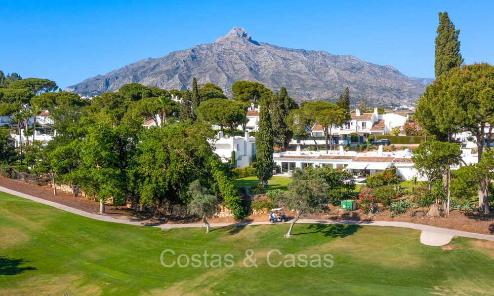 Villa méditerranéenne de plain-pied à vendre en bordure du parcours de golf Aloha à Nueva Andalucia, Marbella 72857