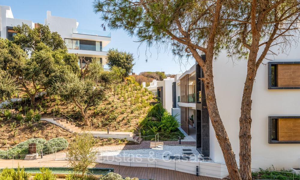 Appartement de jardin moderne et élégant prêt à emménager avec jardin privé et vue sur la mer à vendre à l'Est de Marbella 72741