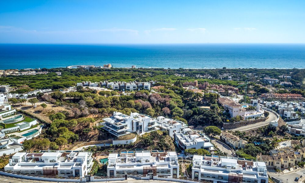 Appartement de jardin moderne et élégant prêt à emménager avec jardin privé et vue sur la mer à vendre à l'Est de Marbella 72743