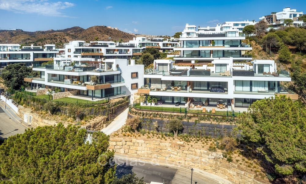 Appartement de jardin moderne et élégant prêt à emménager avec jardin privé et vue sur la mer à vendre à l'Est de Marbella 72745