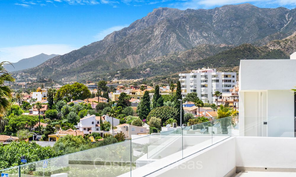 Villa de luxe moderniste prête à emménager à vendre à l'Est de Marbella 72784