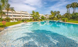 Appartement à vendre dans un complexe exclusif avec sécurité permanente dans la vallée du golf de Nueva Andalucia, Marbella 72816 