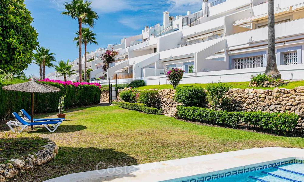 Prestigieux appartement rénové à vendre avec terrasse spacieuse dans le golf resort de La Quinta, Benahavis - Marbella 72936