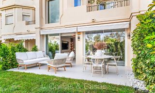 Maison prête à emménager avec un solarium à vendre dans une communauté fermée à La Quinta, Benahavis - Marbella 72990 