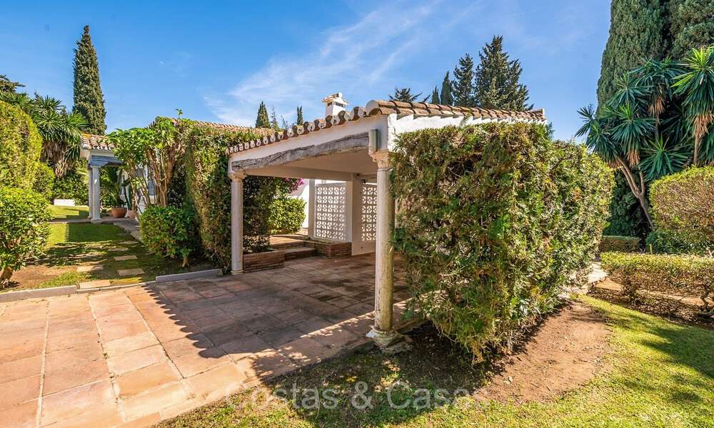 Charmante villa de luxe de plain-pied à vendre dans un quartier prestigieux, Est de Marbella 73002