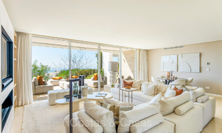 Prêt à emménager, appartement de jardin moderniste avec vue sur la mer à vendre, à quelques minutes en voiture du centre de Marbella 72884 