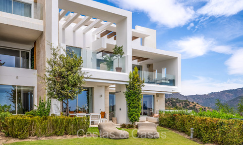 Prêt à emménager, appartement de jardin moderniste avec vue sur la mer à vendre, à quelques minutes en voiture du centre de Marbella 72888