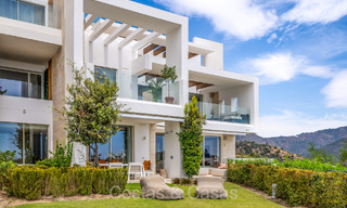 Prêt à emménager, appartement de jardin moderniste avec vue sur la mer à vendre, à quelques minutes en voiture du centre de Marbella 72888 