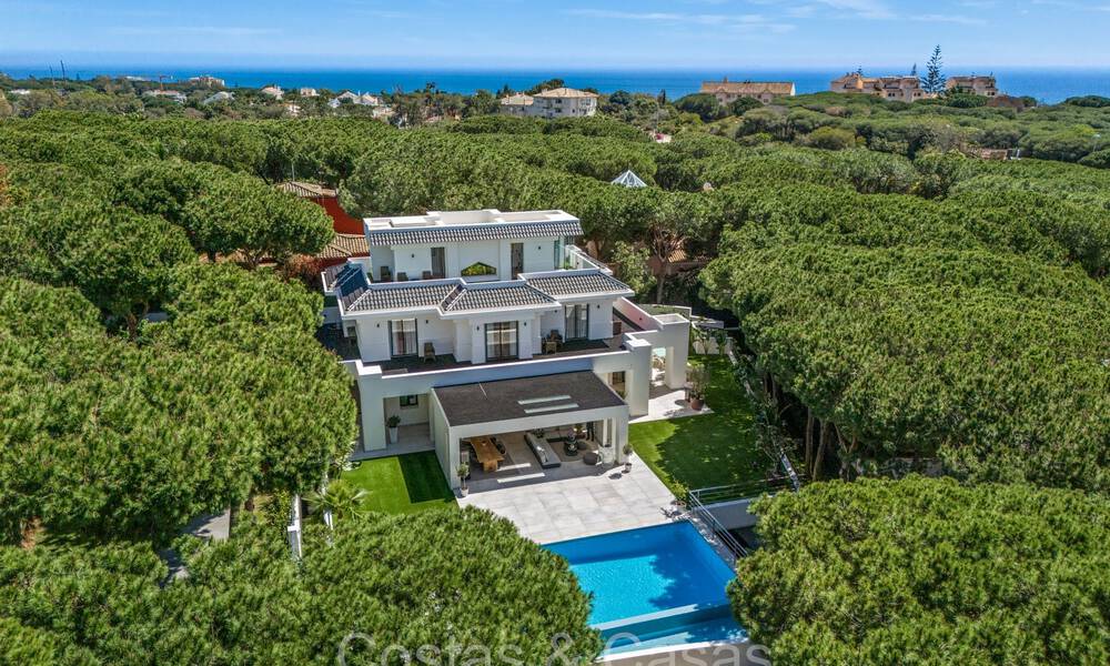 Spacieuse villa de luxe à vendre entourée d'une verdure luxuriante à l'est du centre de Marbella 73061