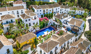 Maison mitoyenne prestigieuse à vendre dans une urbanisation exclusive de style pueblo sur le Golden Mile de Marbella 73201