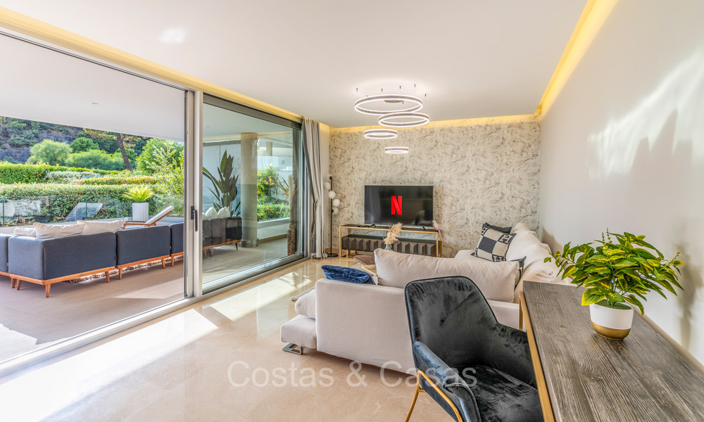 Prêt à emménager, appartement de luxe moderne à vendre à Benahavis - Marbella 73360