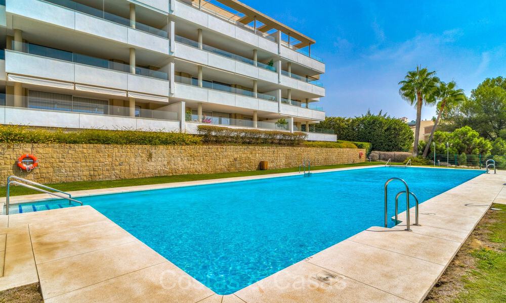 Prêt à emménager, appartement de luxe moderne à vendre à Benahavis - Marbella 73407