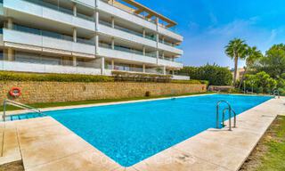 Prêt à emménager, appartement de luxe moderne à vendre à Benahavis - Marbella 73407 