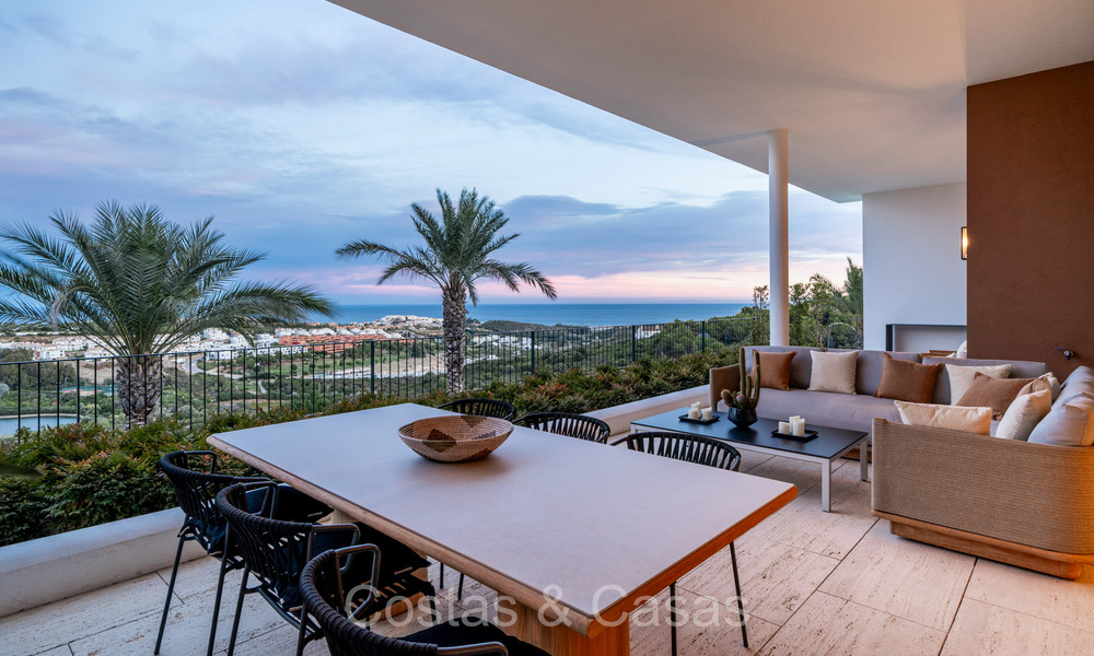 Appartement de luxe de première classe avec vue imprenable sur la mer à vendre dans un complexe de golf 5* à Casares, Costa del Sol 73372