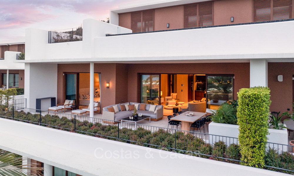 Appartement de luxe de première classe avec vue imprenable sur la mer à vendre dans un complexe de golf 5* à Casares, Costa del Sol 73381