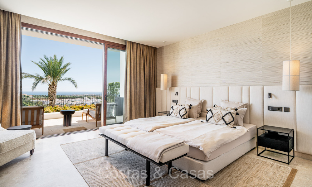 Appartement de luxe de première classe avec vue imprenable sur la mer à vendre dans un complexe de golf 5* à Casares, Costa del Sol 73397