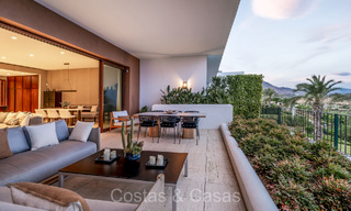 Appartement de luxe de première classe avec vue imprenable sur la mer à vendre dans un complexe de golf 5* à Casares, Costa del Sol 73404 