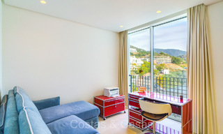 Prêt à emménager, appartement contemporain avec vue sur la mer à vendre dans une communauté fermée située sur les collines de Marbella 73453 