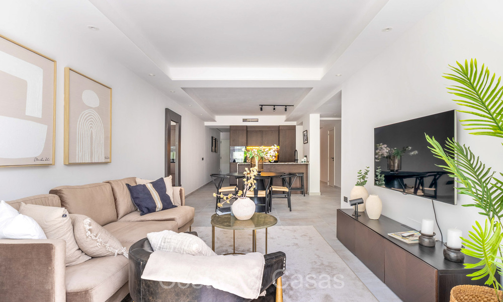 Appartement avec jardin rénové de qualité à vendre, adjacent à un parcours de golf de premier plan à La Quinta, Benahavis - Marbella 73556