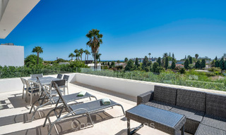 Belle villa de luxe moderne à vendre dans un quartier résidentiel privilégié sur le New Golden Mile entre Marbella et Estepona 73782 