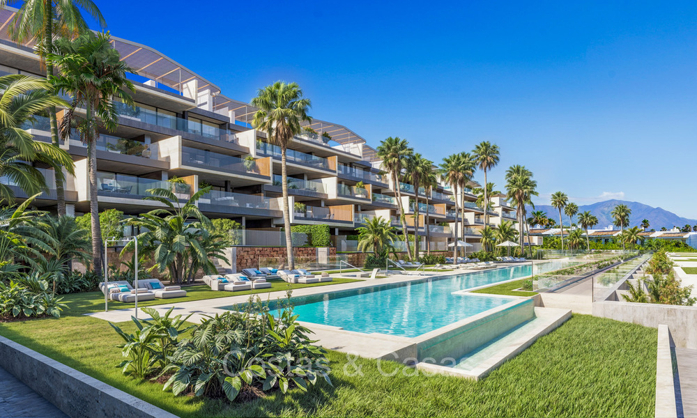 Nouveaux appartements et maisons de charme dans un complexe de première ligne de plage à vendre à Manilva sur la Costa del Sol 73501