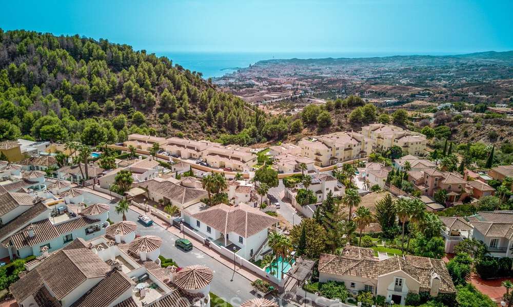 Belle villa contemporaine de style méditerranéen à vendre avec vue panoramique sur la mer dans les collines de Mijas, Costa del Sol 73640