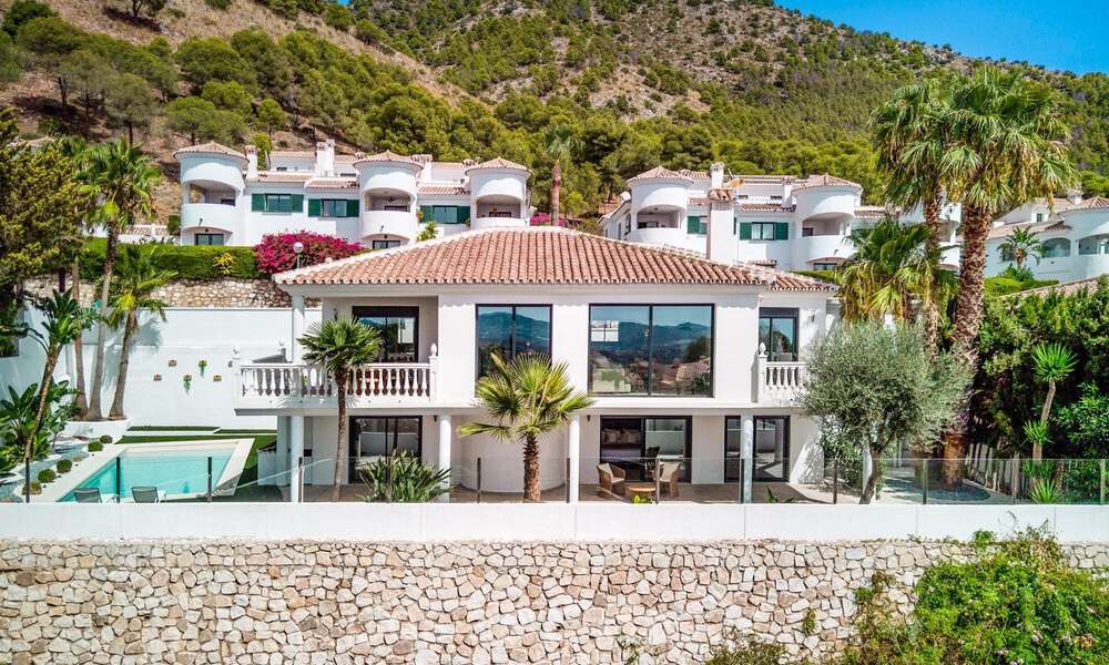 Belle villa contemporaine de style méditerranéen à vendre avec vue panoramique sur la mer dans les collines de Mijas, Costa del Sol 73642