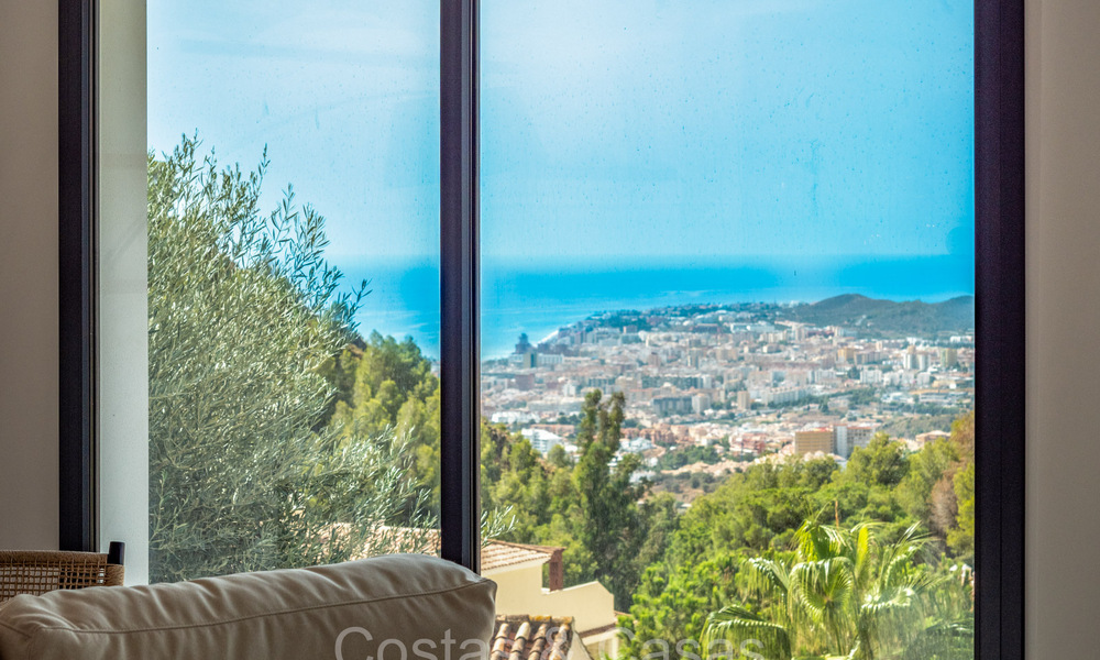 Belle villa contemporaine de style méditerranéen à vendre avec vue panoramique sur la mer dans les collines de Mijas, Costa del Sol 73646