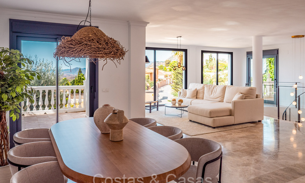 Belle villa contemporaine de style méditerranéen à vendre avec vue panoramique sur la mer dans les collines de Mijas, Costa del Sol 73650