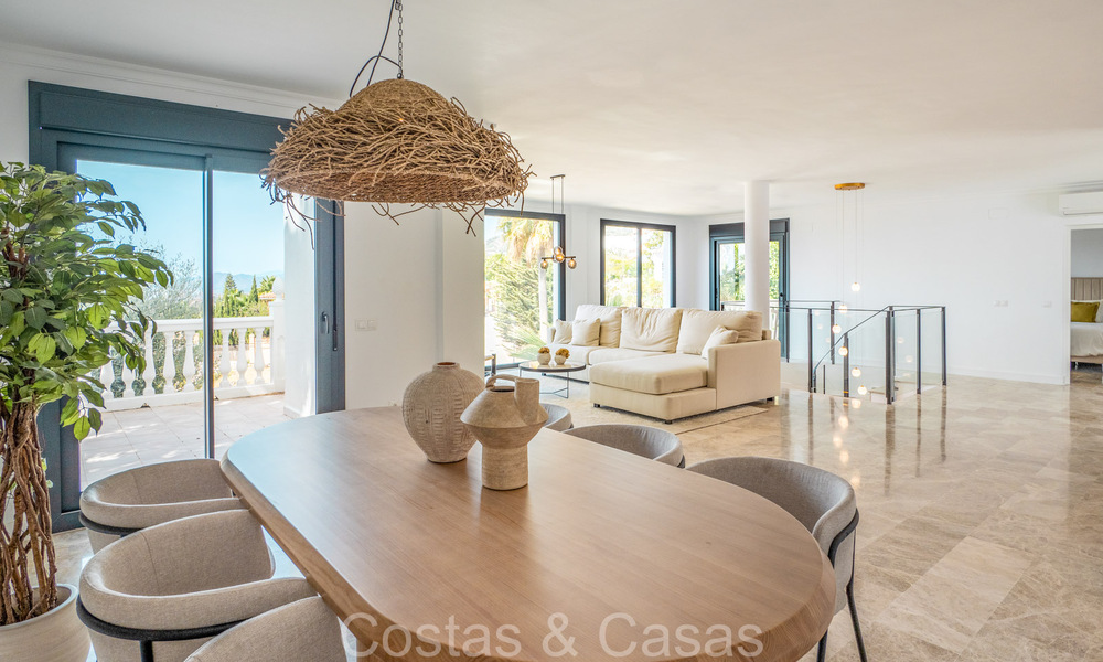 Belle villa contemporaine de style méditerranéen à vendre avec vue panoramique sur la mer dans les collines de Mijas, Costa del Sol 73656