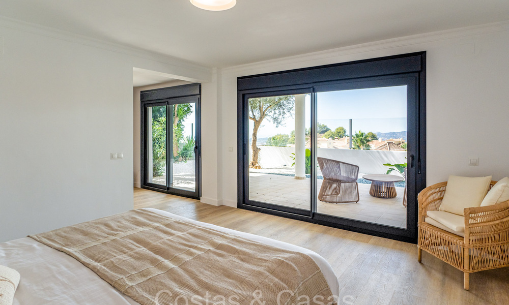 Belle villa contemporaine de style méditerranéen à vendre avec vue panoramique sur la mer dans les collines de Mijas, Costa del Sol 73664