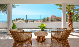 Belle villa contemporaine de style méditerranéen à vendre avec vue panoramique sur la mer dans les collines de Mijas, Costa del Sol 73675 