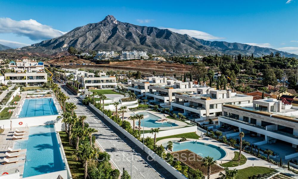 Prêt à emménager, prestigieux appartement duplex à vendre dans un complexe résidentiel chic de style resort sur le Golden Mile de Marbella 73835