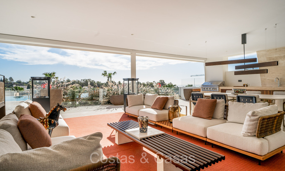 Prêt à emménager, prestigieux appartement duplex à vendre dans un complexe résidentiel chic de style resort sur le Golden Mile de Marbella 73841