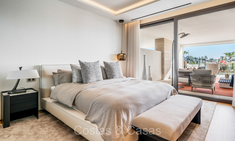 Prêt à emménager, prestigieux appartement duplex à vendre dans un complexe résidentiel chic de style resort sur le Golden Mile de Marbella 73863