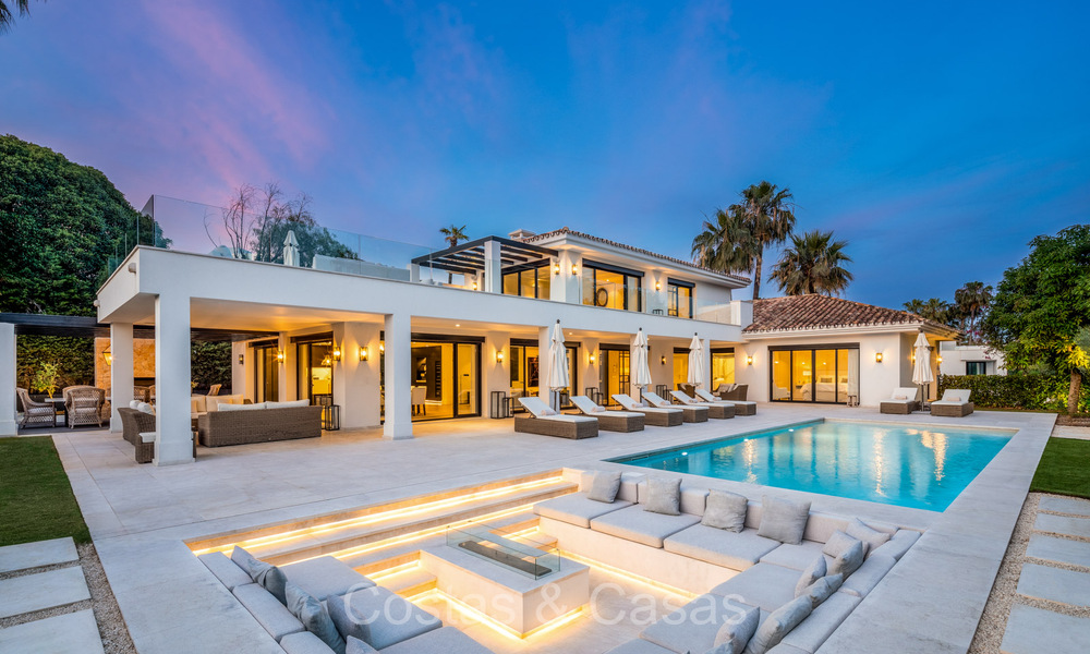 Villa méditerranéenne moderne luxueusement rénovée à vendre, en première ligne de golf à Nueva Andalucia, Marbella 73870