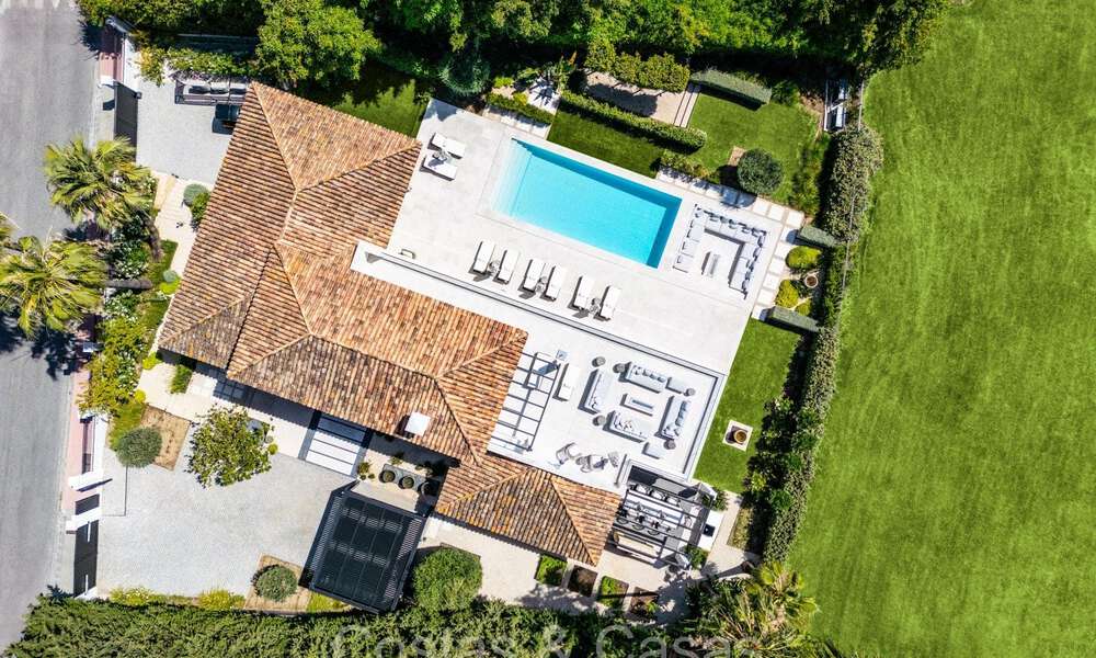 Villa méditerranéenne moderne luxueusement rénovée à vendre, en première ligne de golf à Nueva Andalucia, Marbella 73873