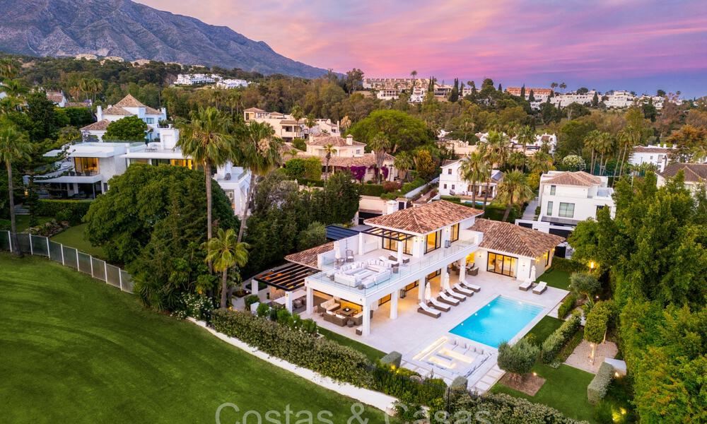 Villa méditerranéenne moderne luxueusement rénovée à vendre, en première ligne de golf à Nueva Andalucia, Marbella 73876