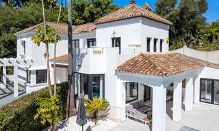 Villa de luxe méditerranéenne à vendre avec une apparence charmante et intemporelle à Benahavis - Marbella 73917 