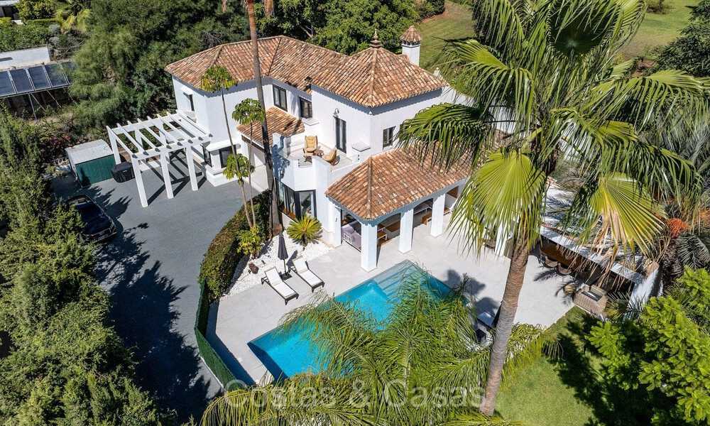 Villa de luxe méditerranéenne à vendre avec une apparence charmante et intemporelle à Benahavis - Marbella 73927