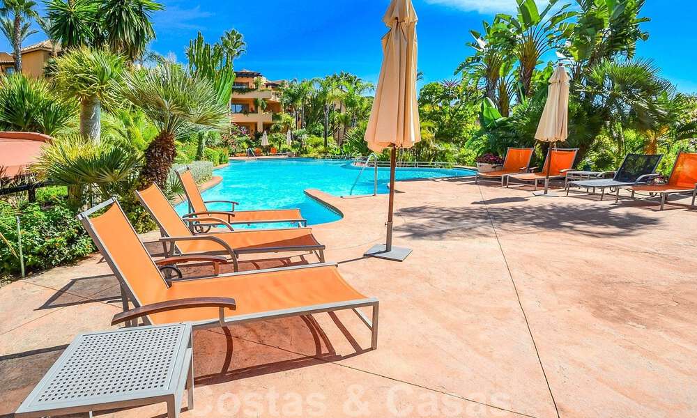 Prêt à emménager, appartement de luxe avec vue sur la mer à vendre dans un complexe exclusif sur le Golden Mile de Marbella 73971