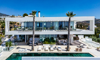 Majestueuse villa design avec une architecture de pointe à vendre à La Quinta, Benahavis - Marbella 73976 