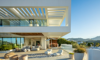 Majestueuse villa design avec une architecture de pointe à vendre à La Quinta, Benahavis - Marbella 73981 