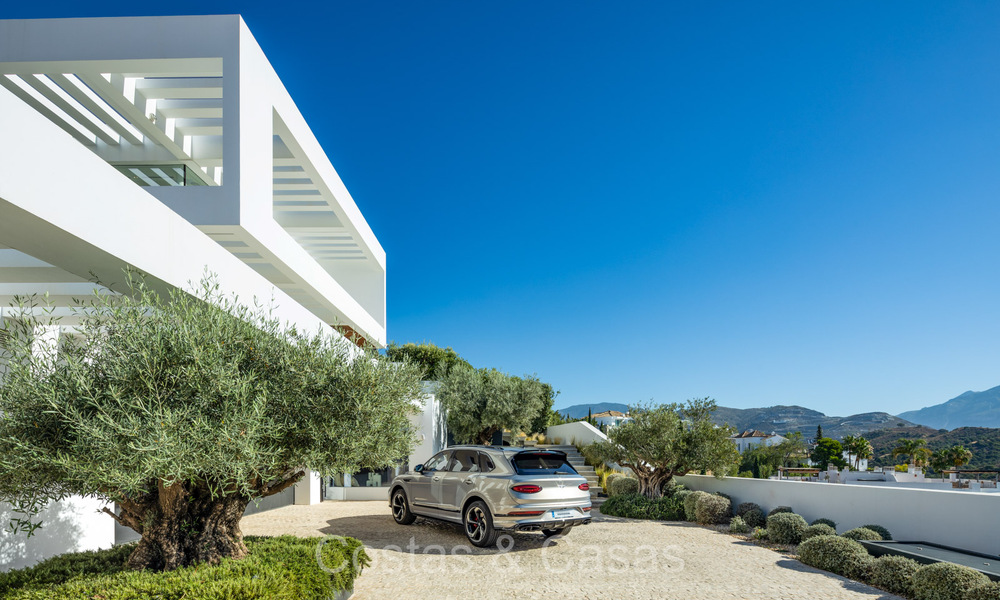 Majestueuse villa design avec une architecture de pointe à vendre à La Quinta, Benahavis - Marbella 73997