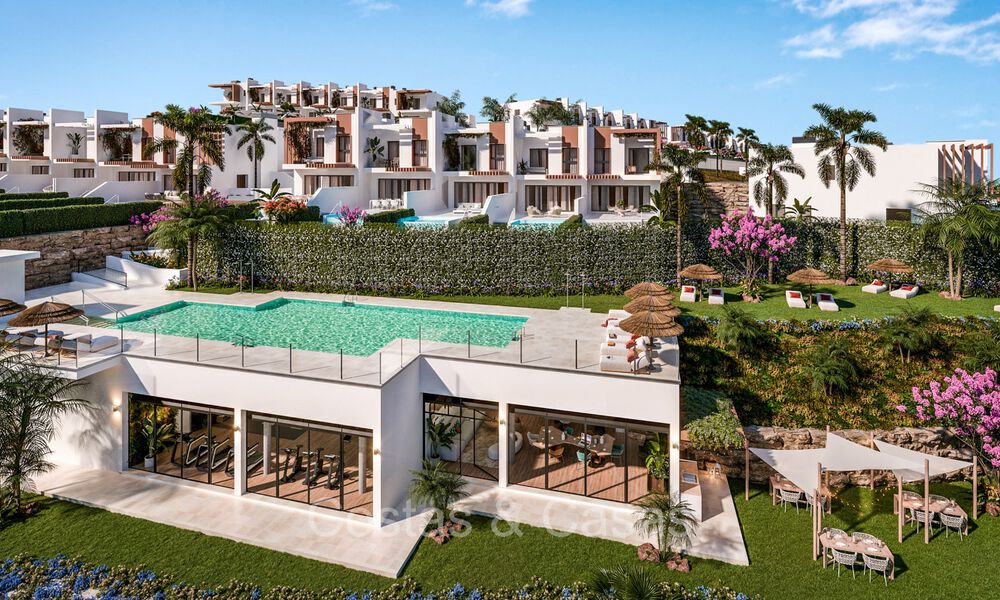 Revente! Propriété de nouvelle construction à vendre avec vue sur le golf et la mer, à deux pas du club de golf de Mijas Costa, Costa del Sol 74023