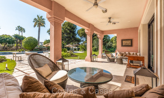 Impressionnante villa de luxe à vendre à deux pas de la plage sur le New Golden Mile entre Marbella et Estepona 74229 