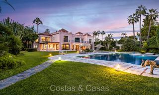 Impressionnante villa de luxe à vendre à deux pas de la plage sur le New Golden Mile entre Marbella et Estepona 74239 